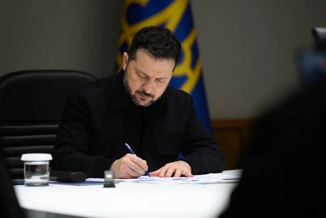 Украина ввела санкции против 19 россиян и 10 компаний РФ