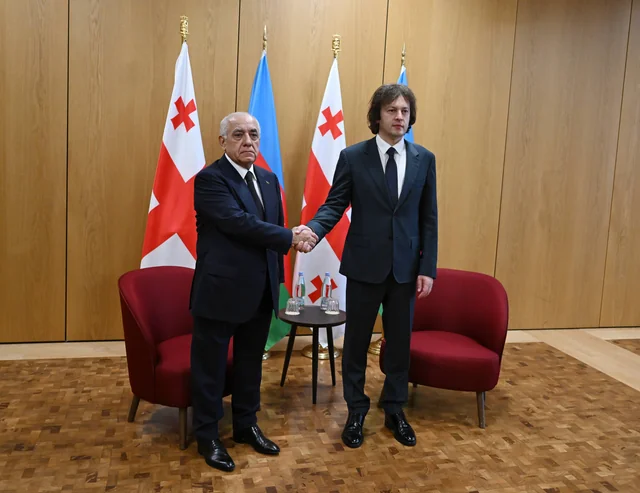 Əli Əsədovla İrakli Kobaxidzenin təkbətək görüşü olub
