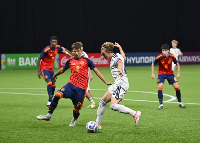 Prezident İlham Əliyev FIFA U-15 World Cup and Festivalın final matçını izləyib, mükafatlandırma mərasimində iştirak edib - Foto/Video