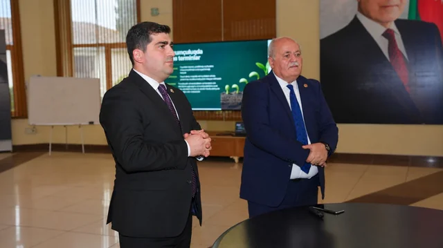 1 Noyabr - Kənd Təsərrüfatı İşçiləri Günü münasibətilə jurnalistlər üçün maarifləndirici təlim keçirilib - Foto