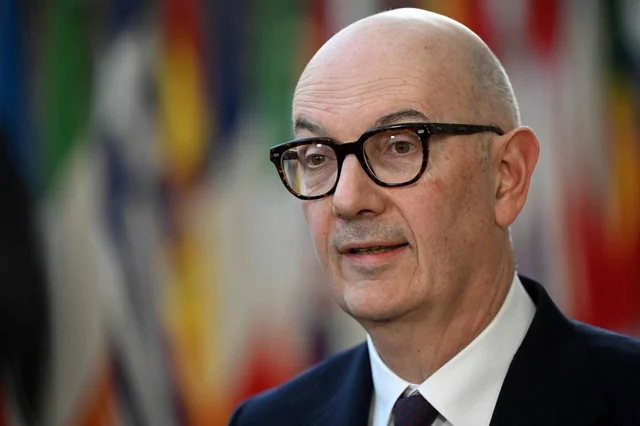 Глава Минфина Франции предрек стране крах экономики