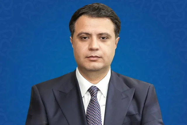 Maliyyə nazirinin yeni müavini kimdir? - Dosye