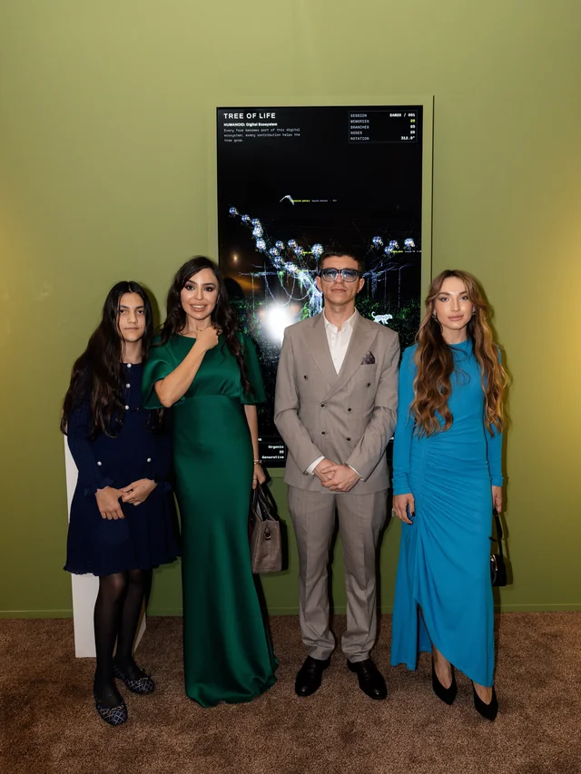 Alyona Əliyeva Baku Art Weekend sərgi festivalından paylaşım edib - Foto
