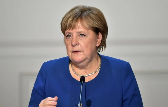 Angela Merkel: "Almaniyanın növbəti prezidenti qadın olmalıdır"