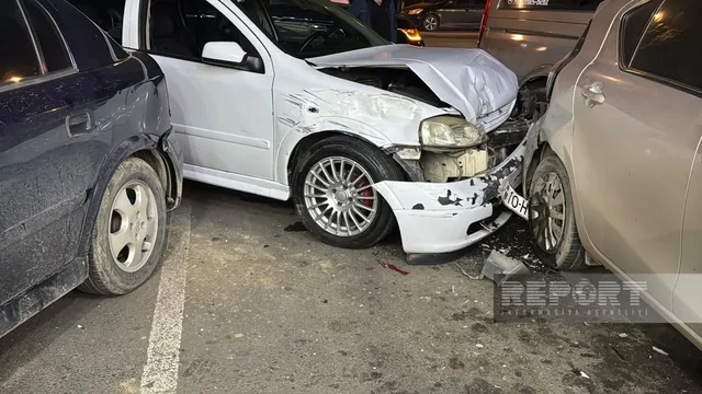 Sumqayıtda beş avtomobilin iştirakı ilə zəncirvari qəza baş verdi - Foto/Video
