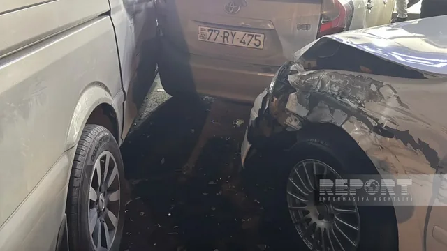 Sumqayıtda beş avtomobilin iştirakı ilə zəncirvari qəza baş verdi - Foto/Video
